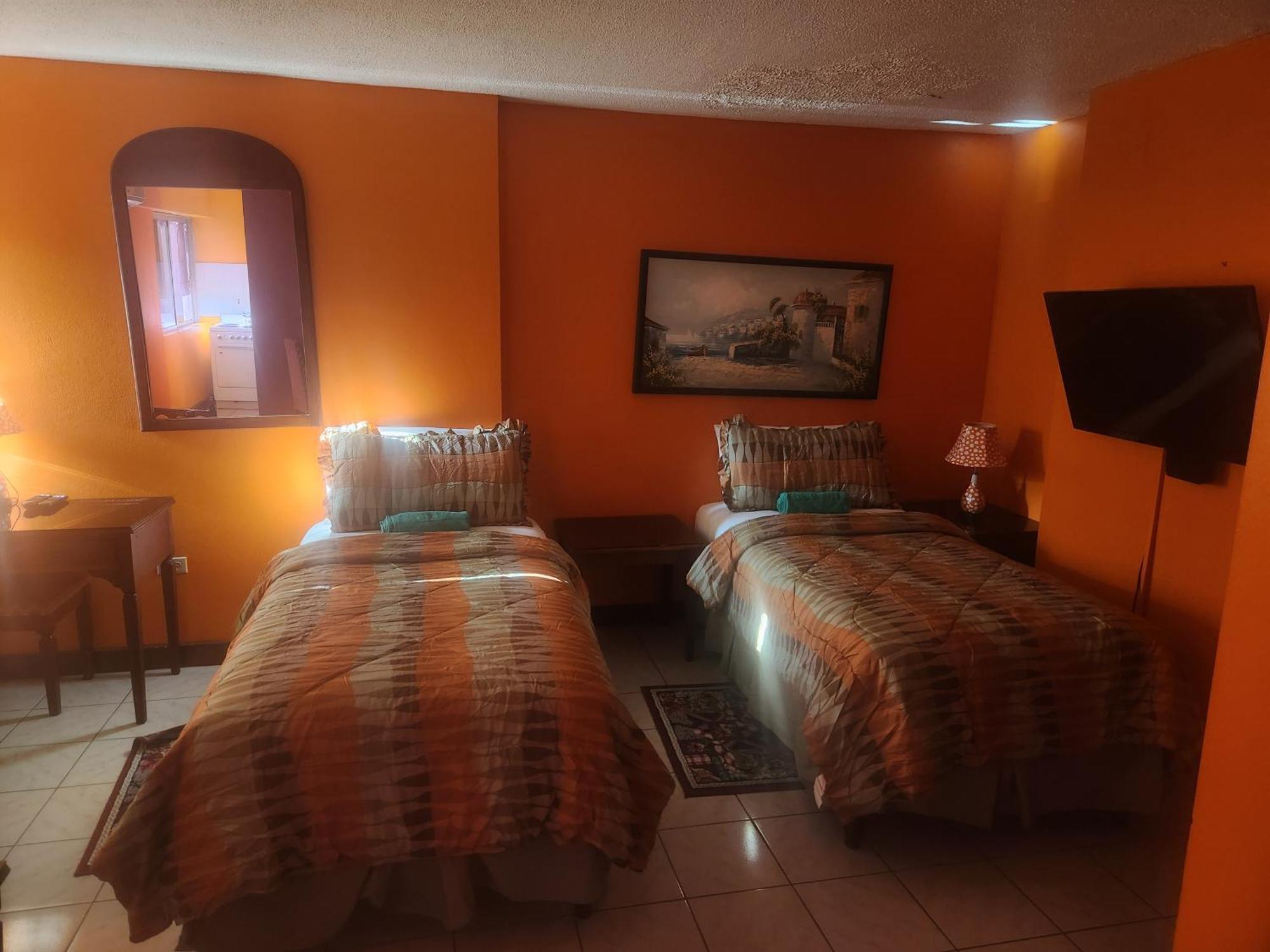 Appartamento Turtle Towers Ocho Rios Esterno foto